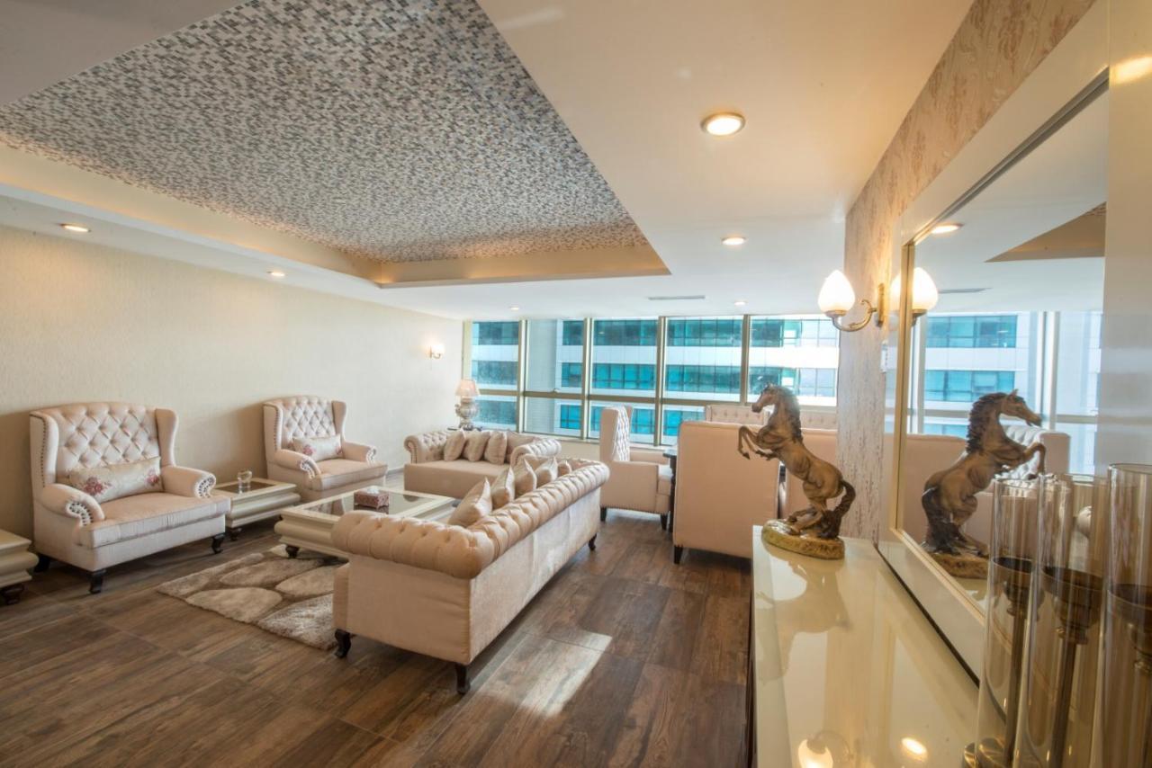 Centaurus Hotel Suites Islamabad Bagian luar foto