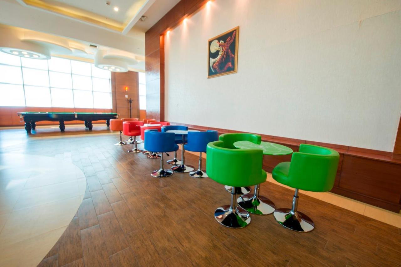 Centaurus Hotel Suites Islamabad Bagian luar foto