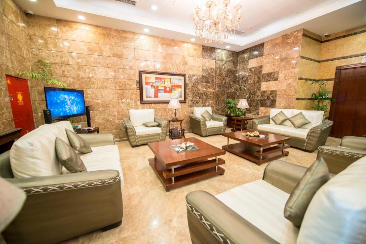 Centaurus Hotel Suites Islamabad Bagian luar foto